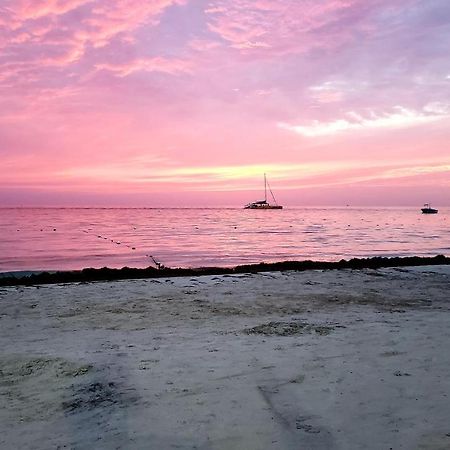 Yard Beach House Negril Bagian luar foto